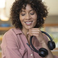 HP INC. Poly Voyager 4320 USB-C Headset + BT700 dongle + Charging Stand